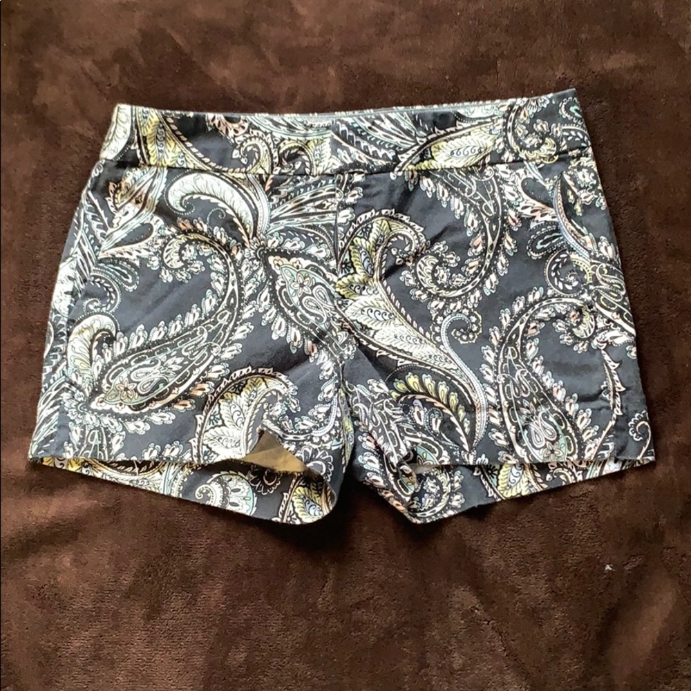 Banana Republic Patterned Hampton Fit Shorts